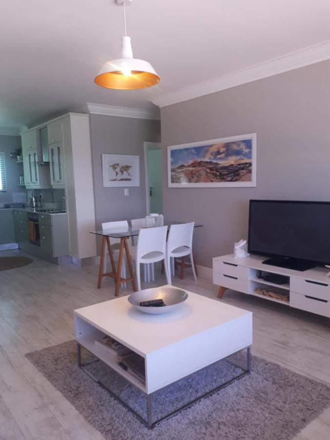 Blouberg Beachfront Apartment 布鲁堡史特兰 外观 照片